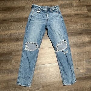 American Eagle Outfitters mom jeans Light Blue Denim Jeans